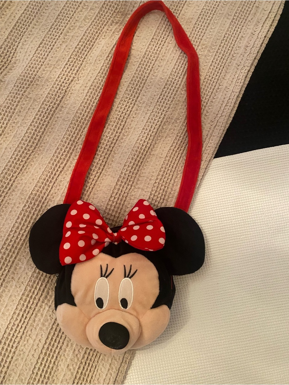 Disney Minnie Mouse Red Polka Dot Crossbody Bag